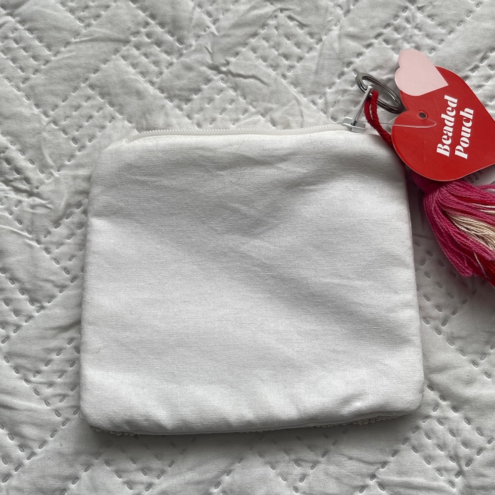 Beaded Heart Pouch - Pink and Red - Picture 5 of 6